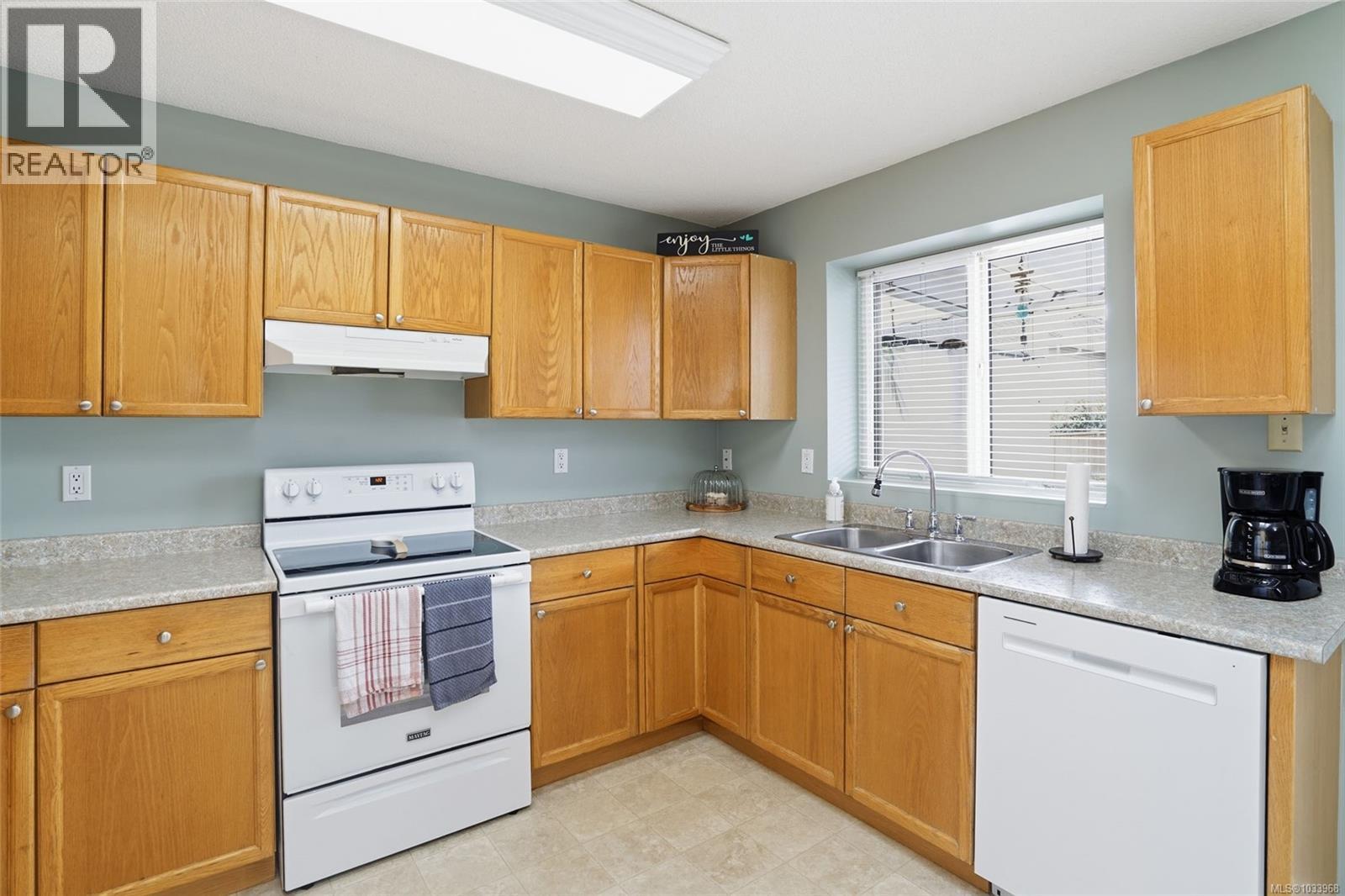 2517 Nadely Cres - 12