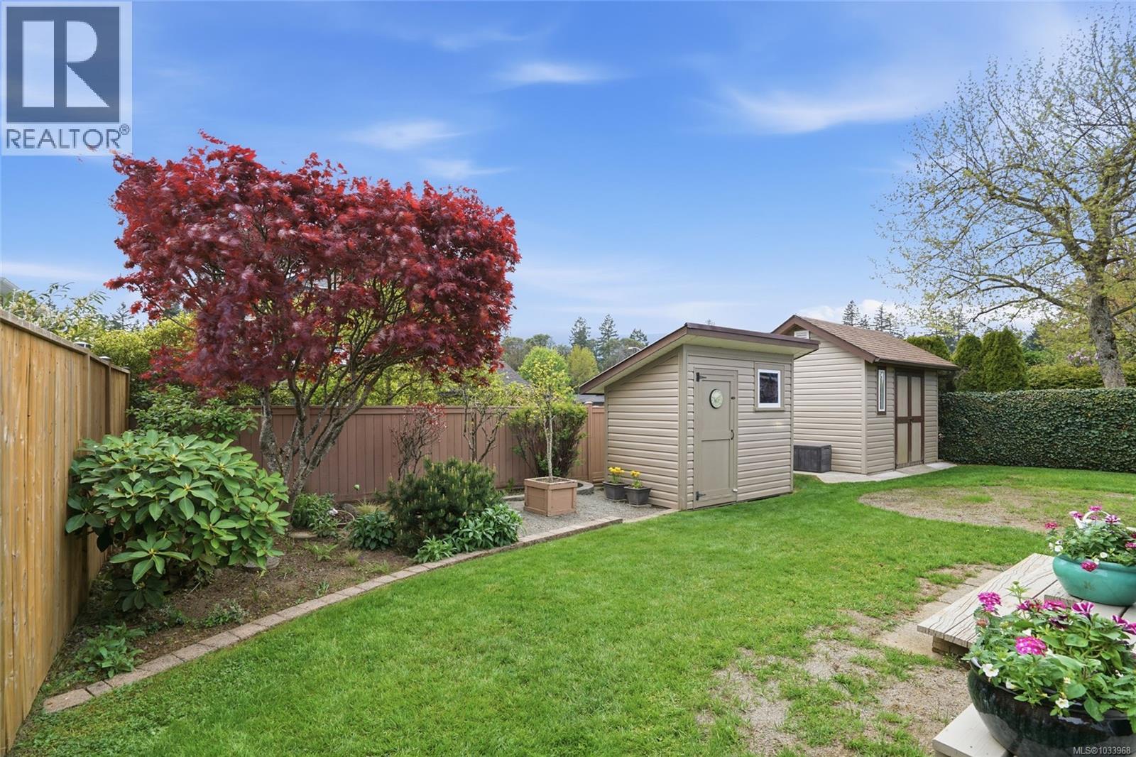 2517 Nadely Cres - 41