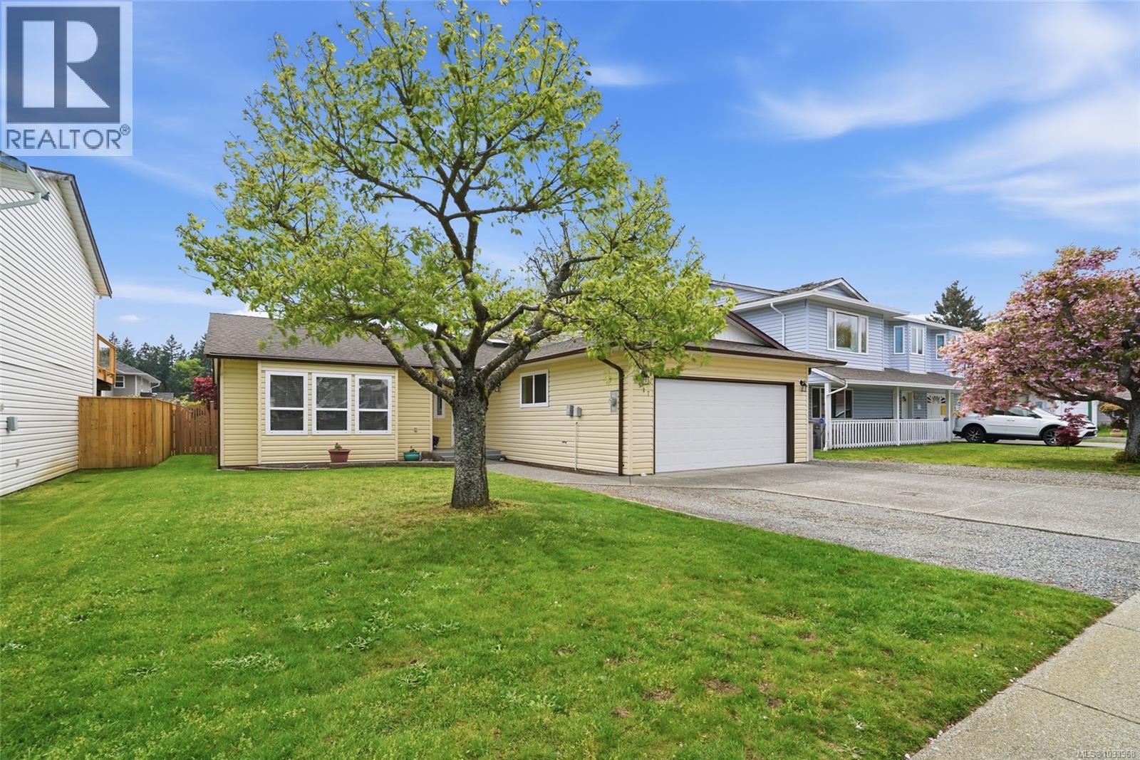 2517 Nadely Cres - 48