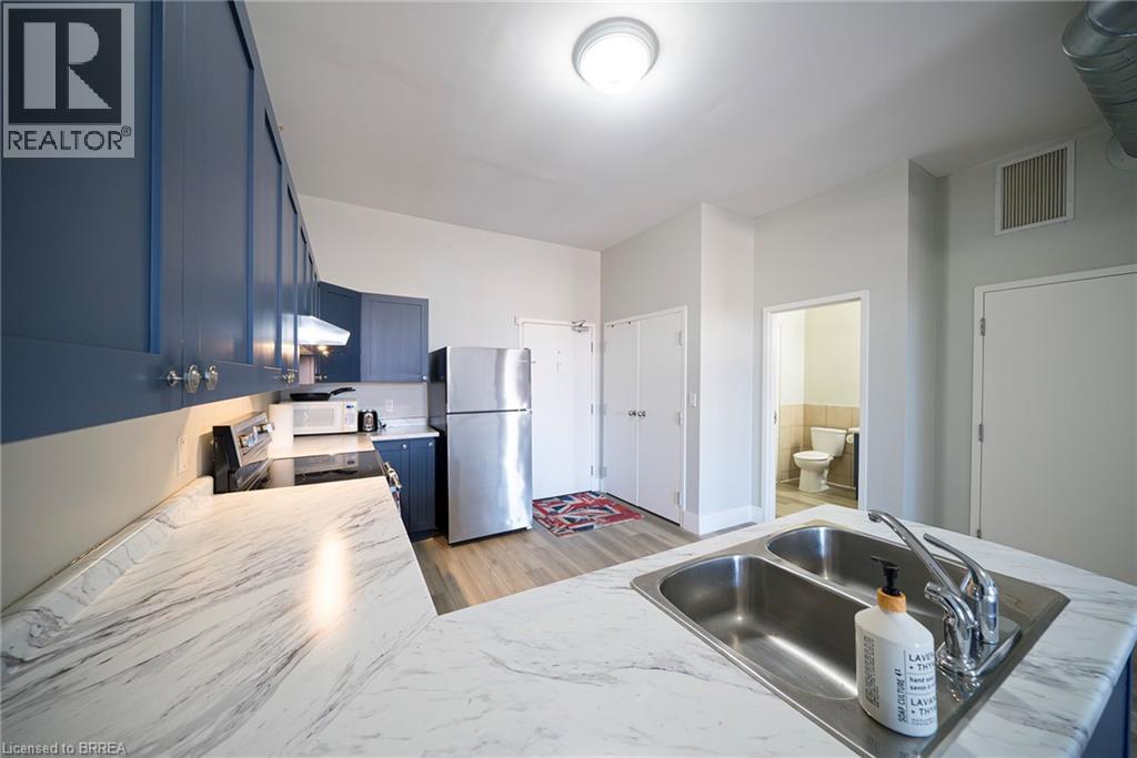 150 COLBORNE Street Unit# 407, Brantford, Ontario, N3R7J4 — Photo 4