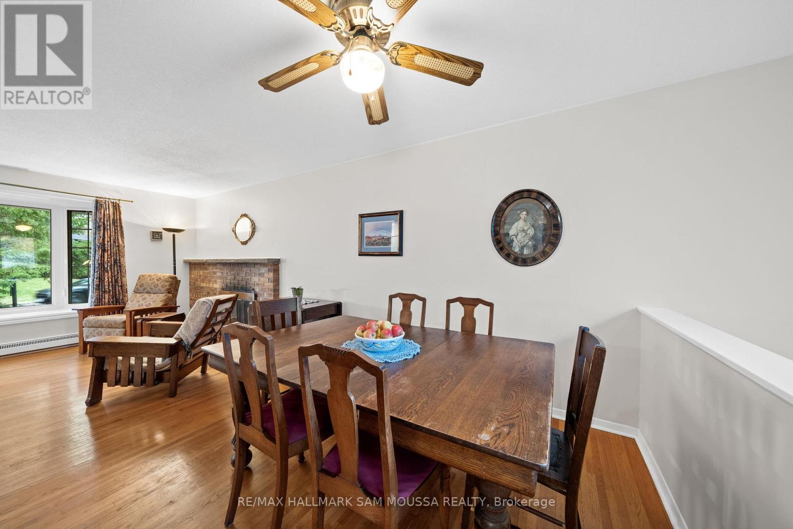 11 SPRINGDALE CRESCENT - 13