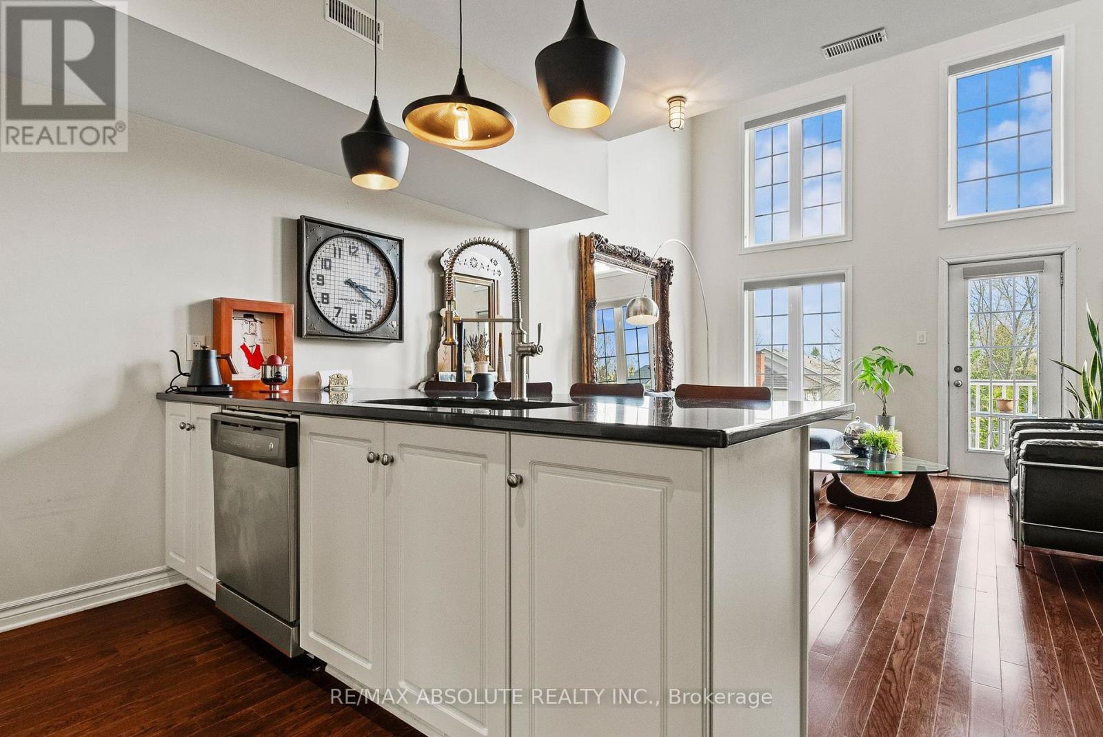 52 EDENVALE DRIVE - 15