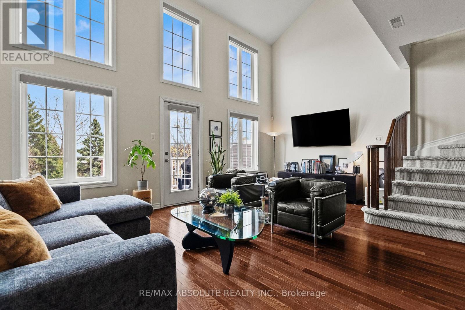 52 EDENVALE DRIVE - 6