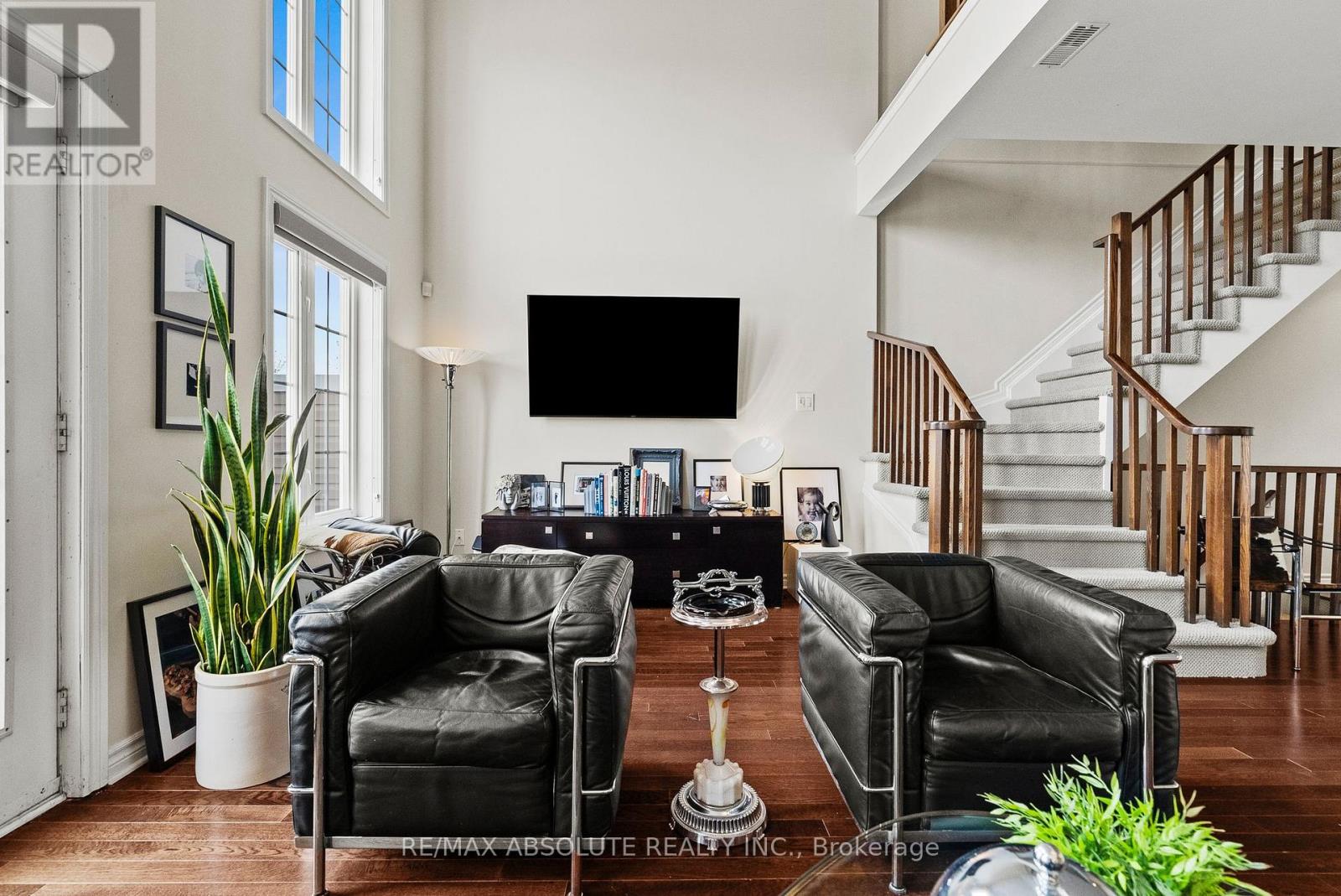 52 EDENVALE DRIVE - 7