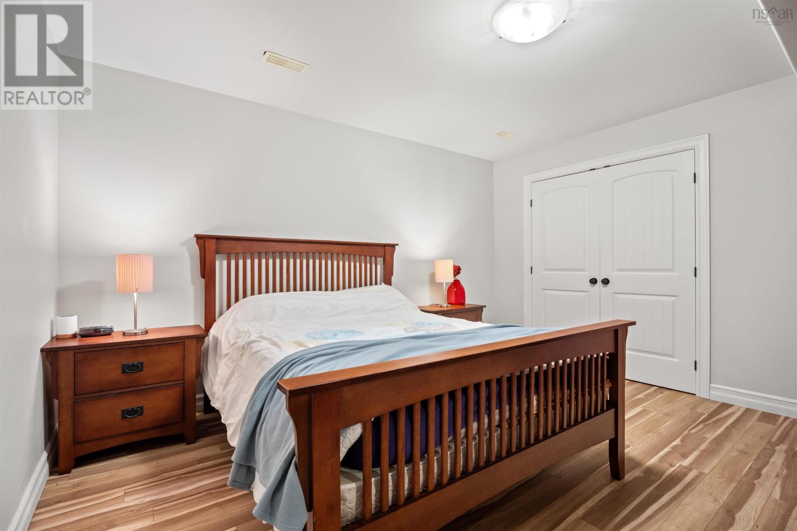 76 PEBBLECREEK Crescent - 19