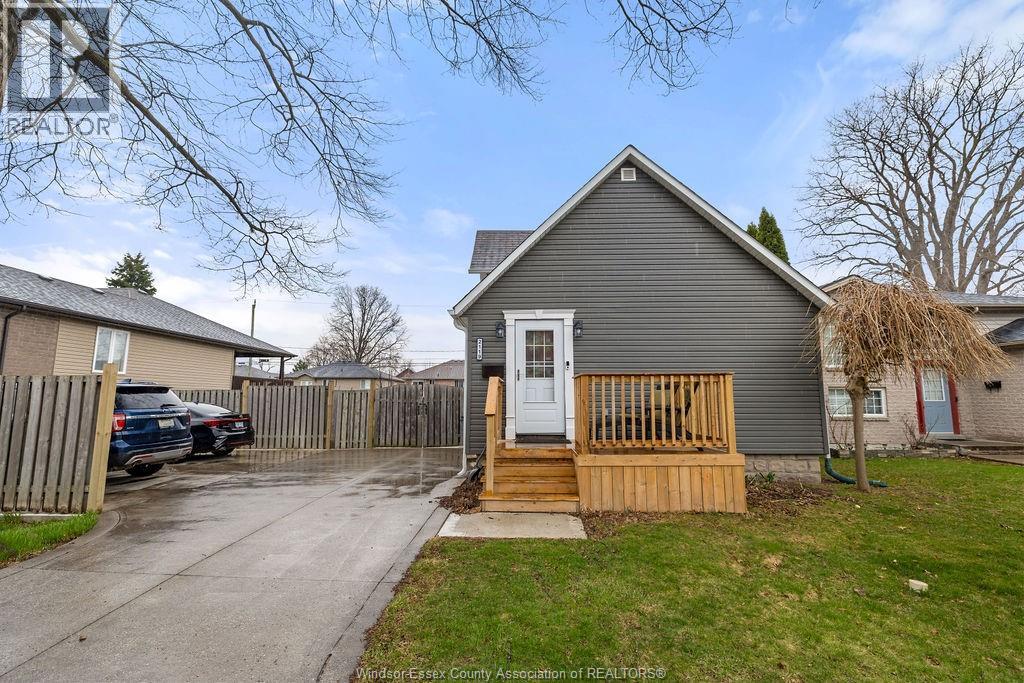 2119 LONGFELLOW, Windsor, Ontario, N9B3J5 — Photo 17