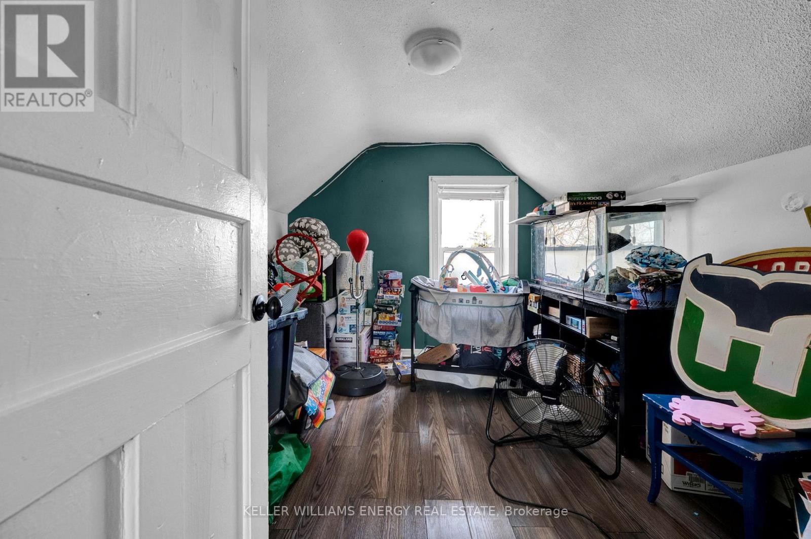 741 RITSON ROAD S - 20