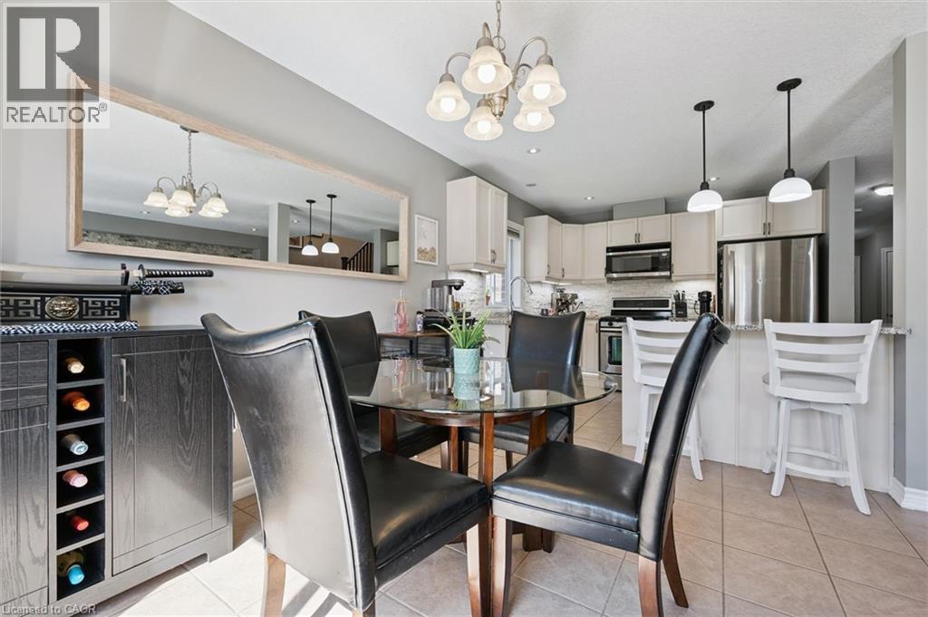 43 CAPTAIN MCCALLUM Drive, New Hamburg, Ontario, N3A0B6 — Photo 9