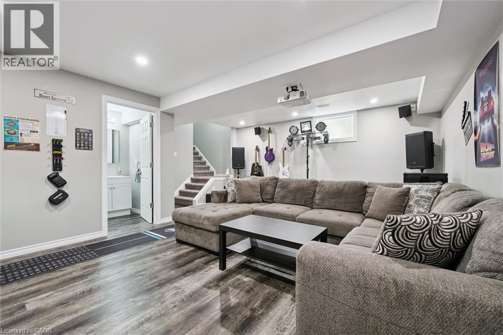 43 CAPTAIN MCCALLUM Drive, New Hamburg, Ontario, N3A0B6 — Photo 24