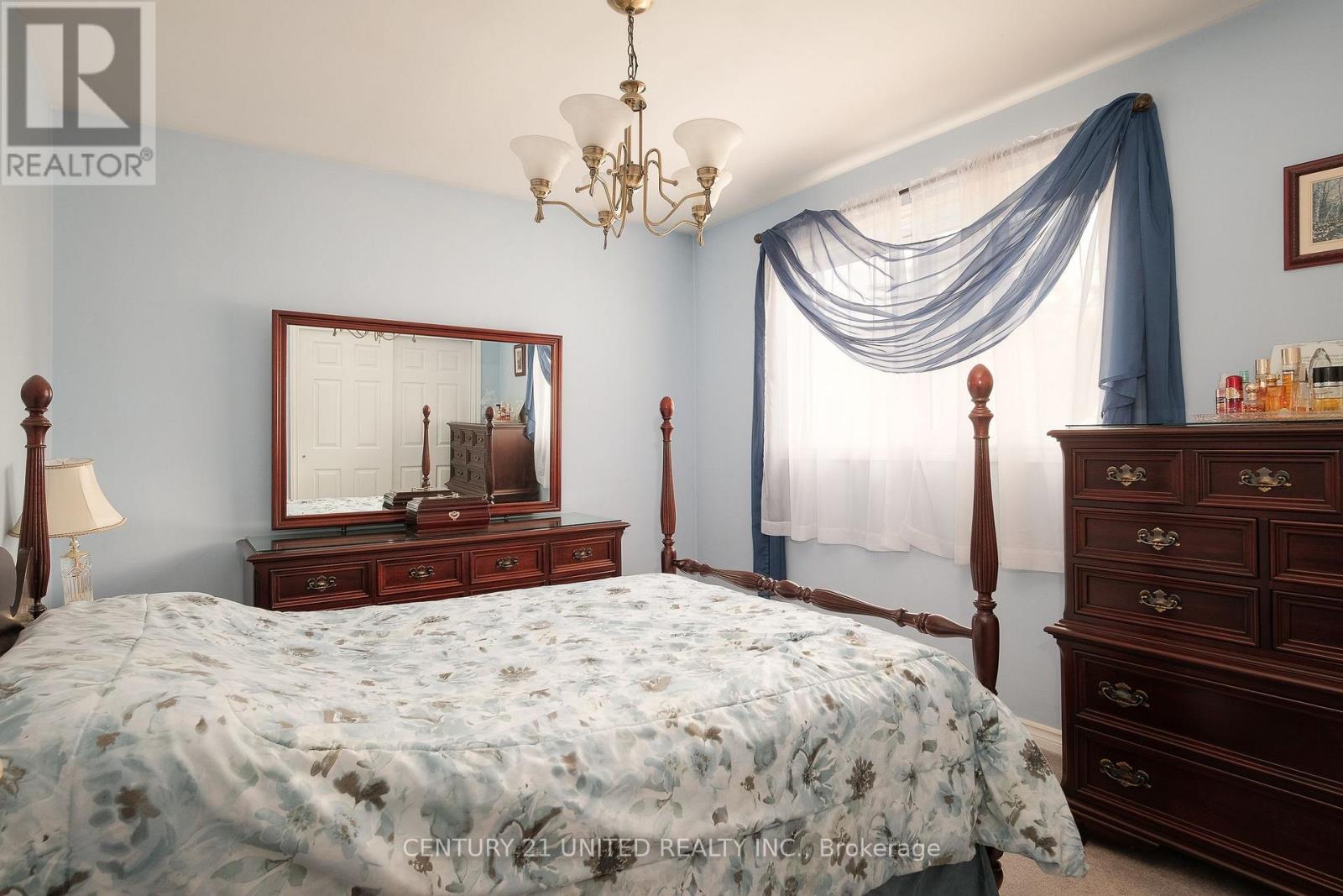 1366 LEIGHTON ROAD - 16