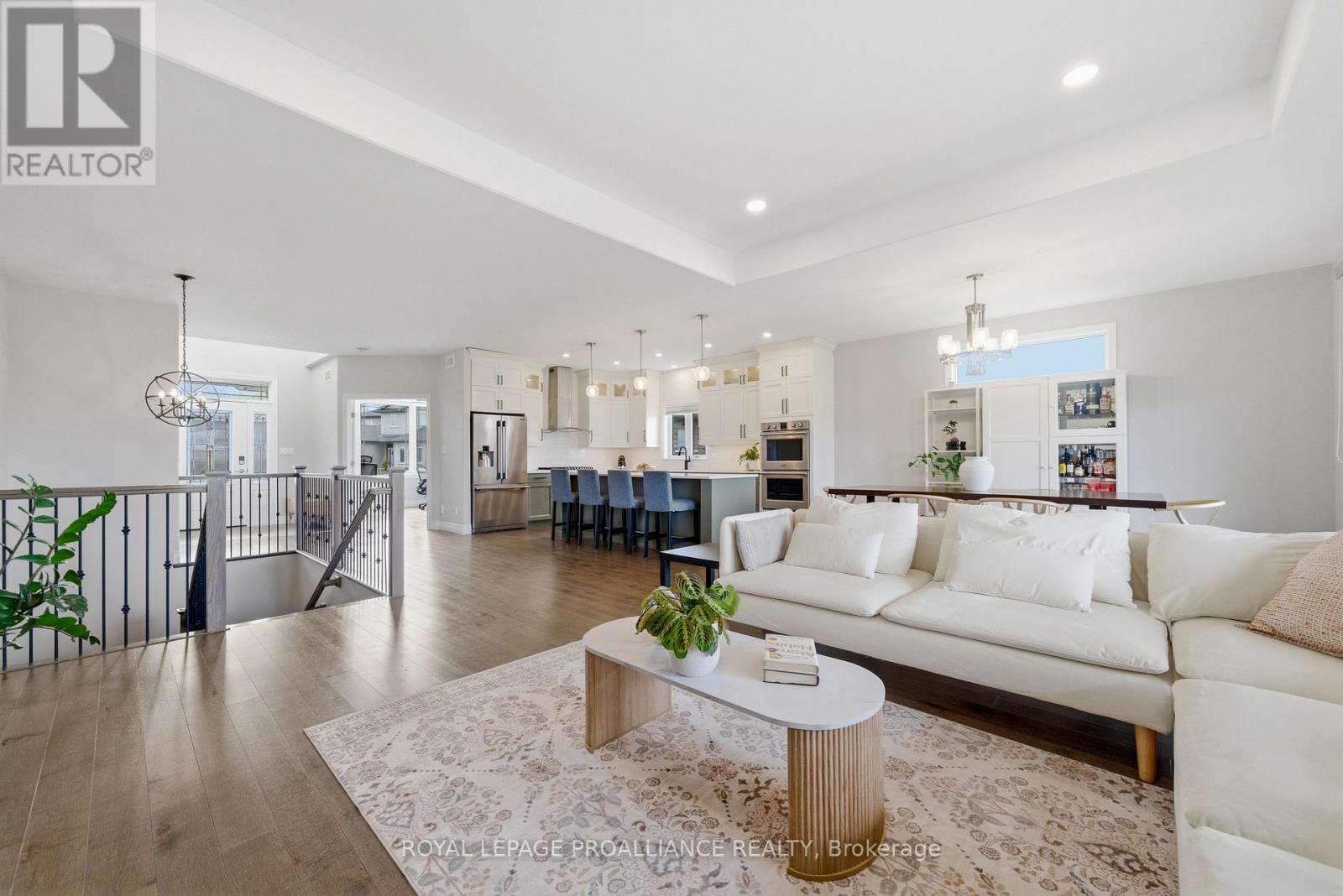 27 BLOSSOM COURT - 17