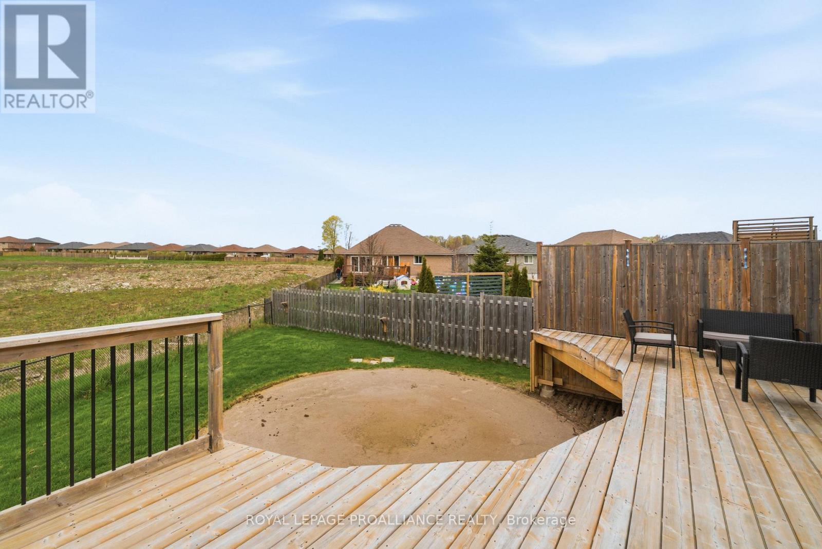 27 BLOSSOM COURT - 46