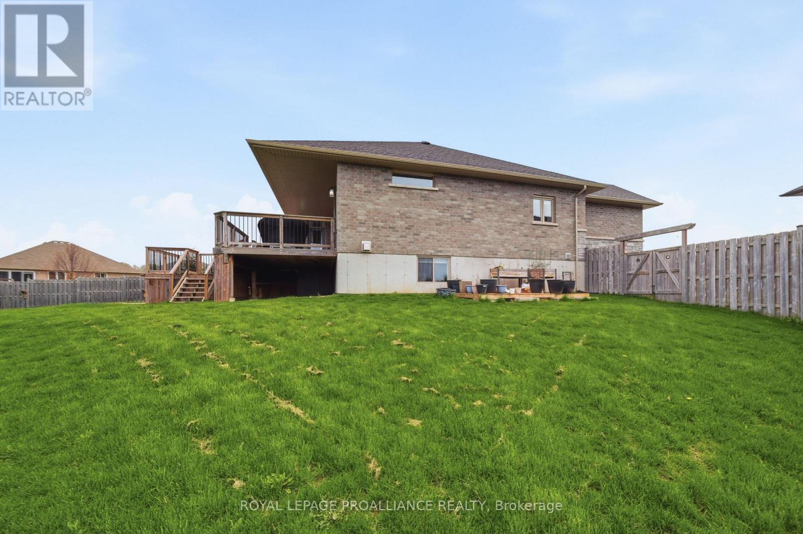 27 BLOSSOM COURT - 48