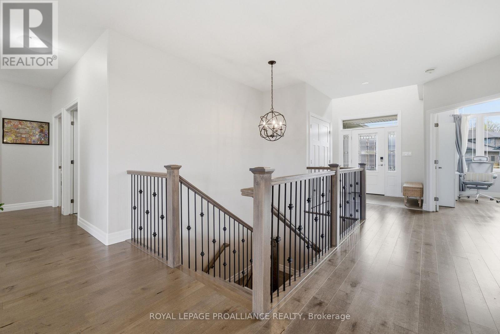 27 BLOSSOM COURT - 5