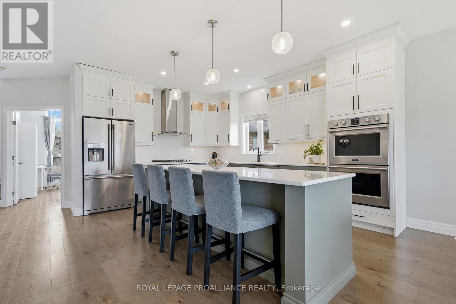 27 BLOSSOM COURT - 9