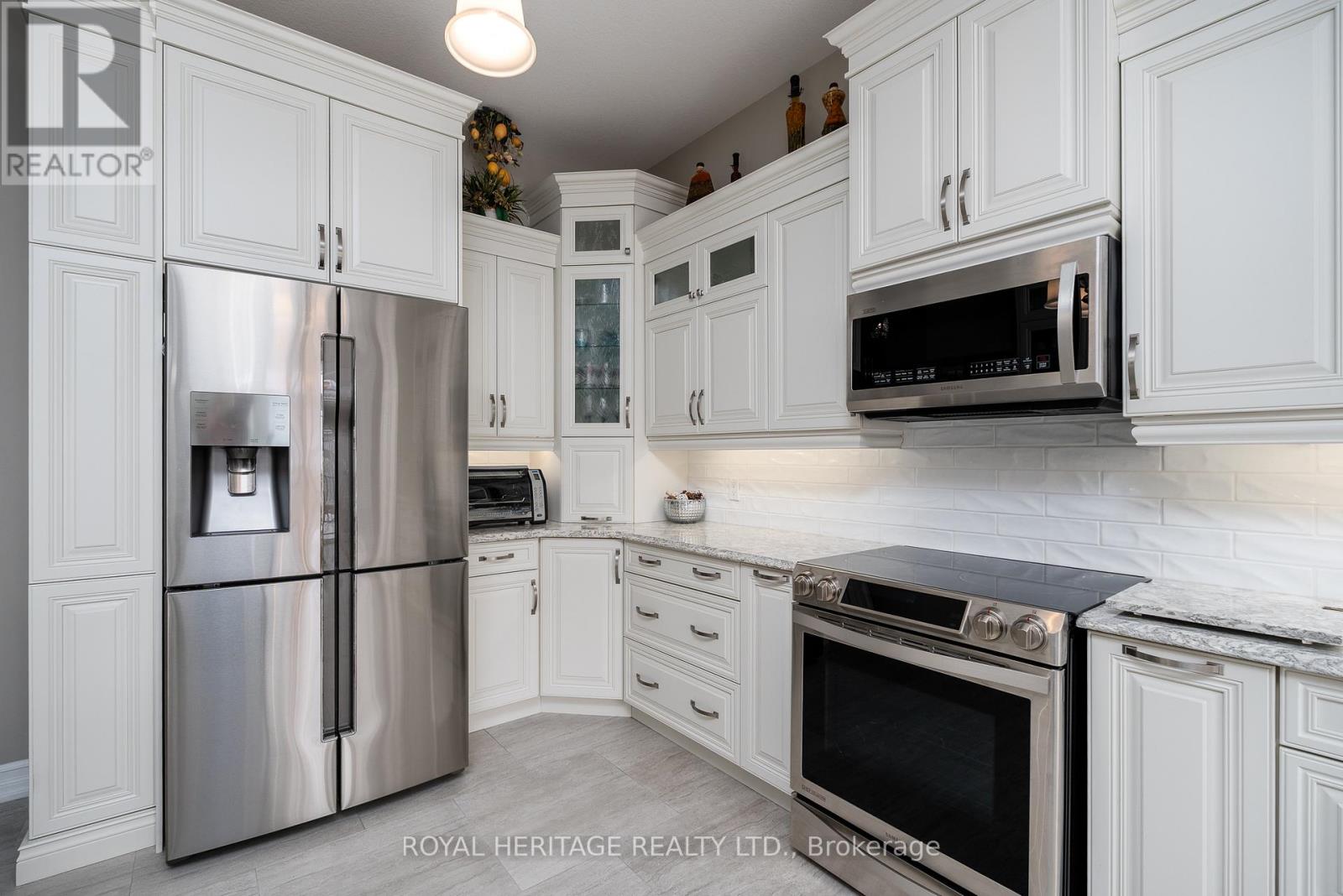 21564 LOYALIST PARKWAY - 8