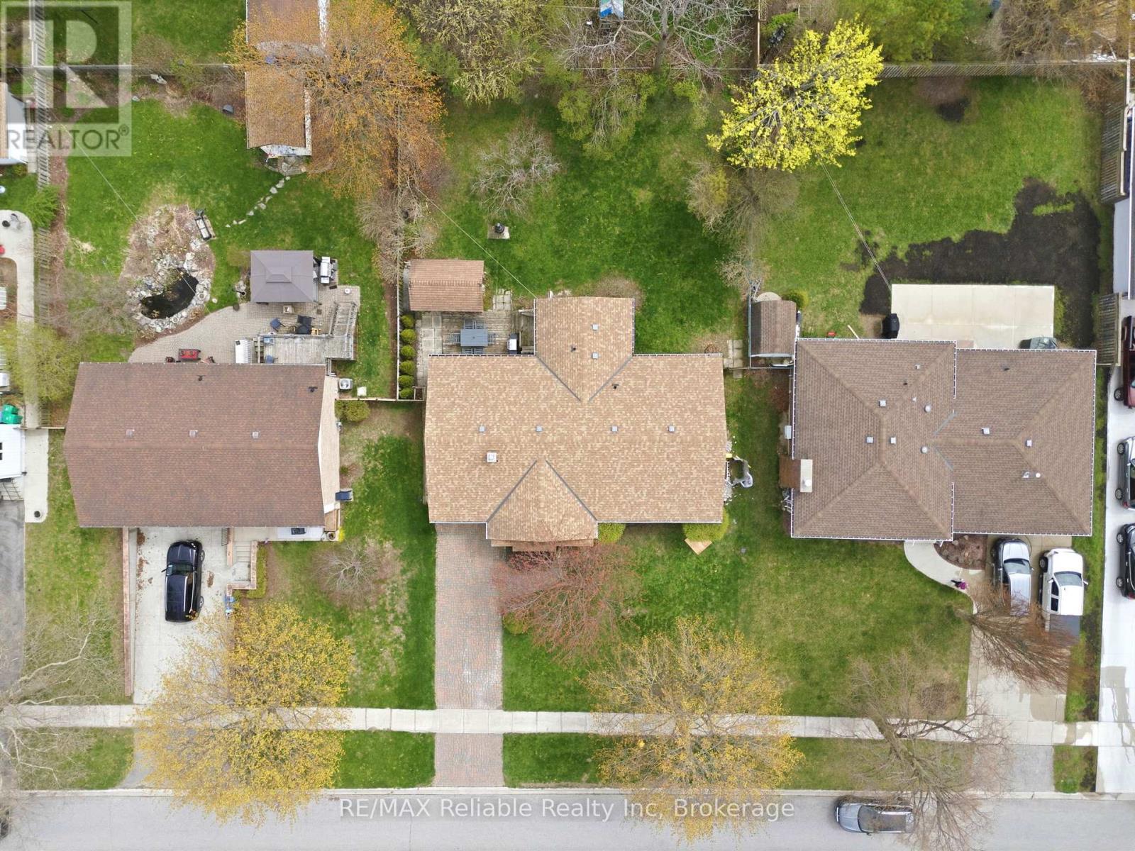 313 KROHMER DRIVE - 44