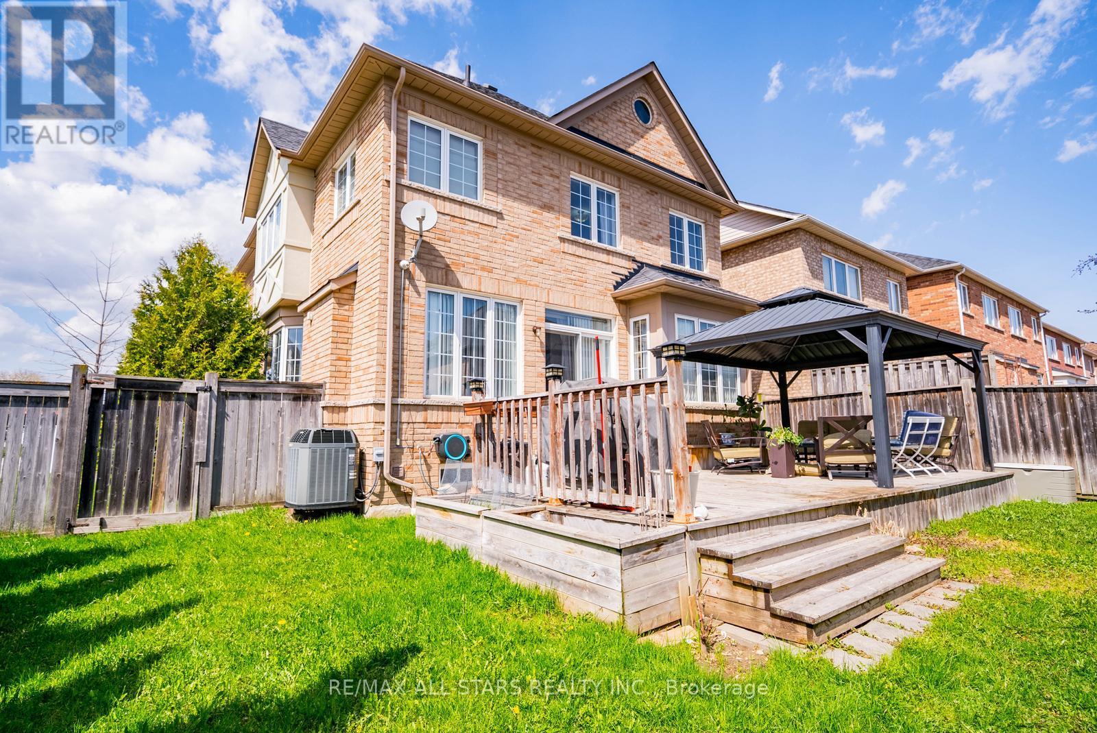 2 MANTLE AVENUE - 39