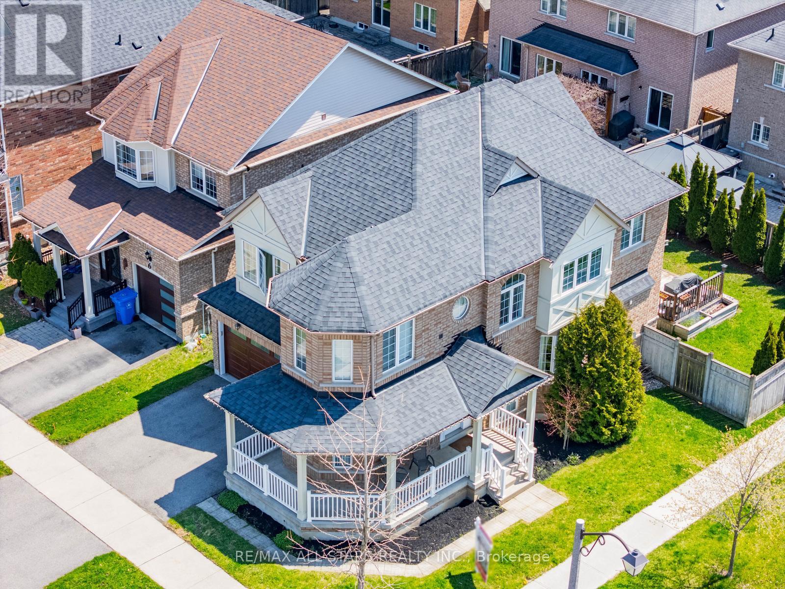 2 MANTLE AVENUE - 44