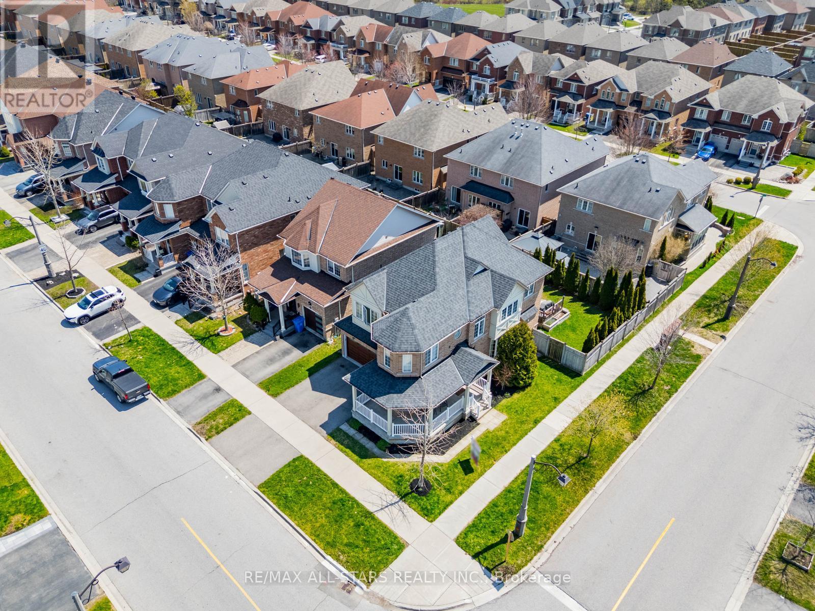 2 MANTLE AVENUE - 7