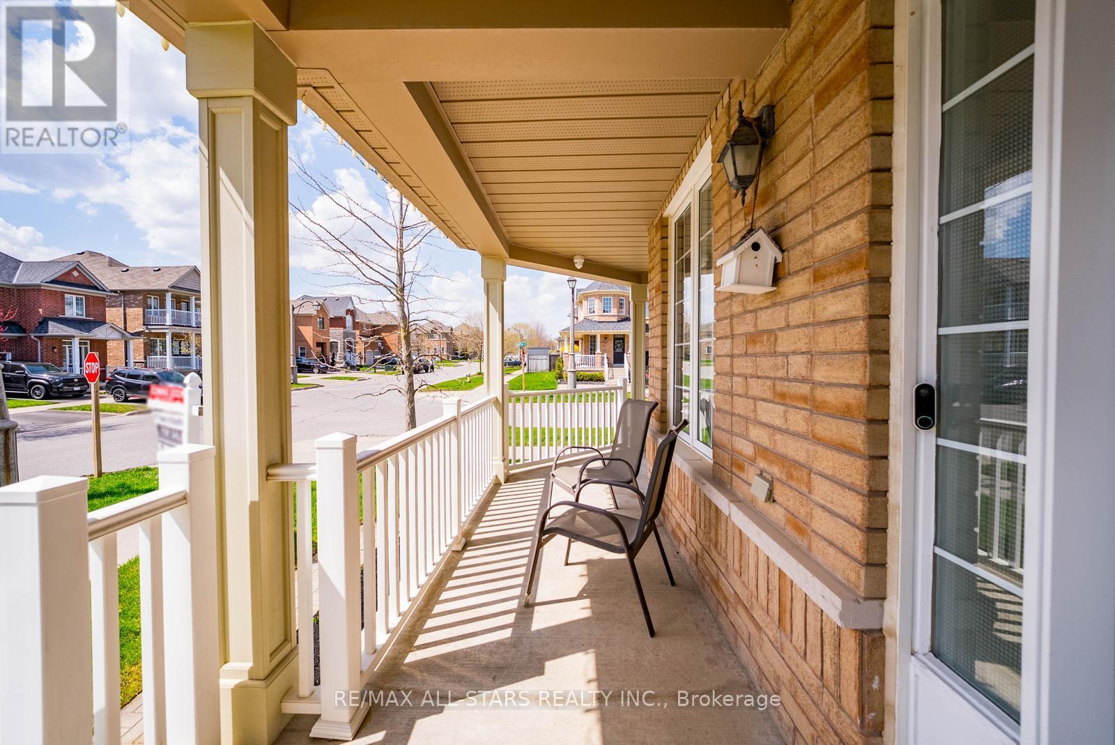 2 MANTLE AVENUE - 8