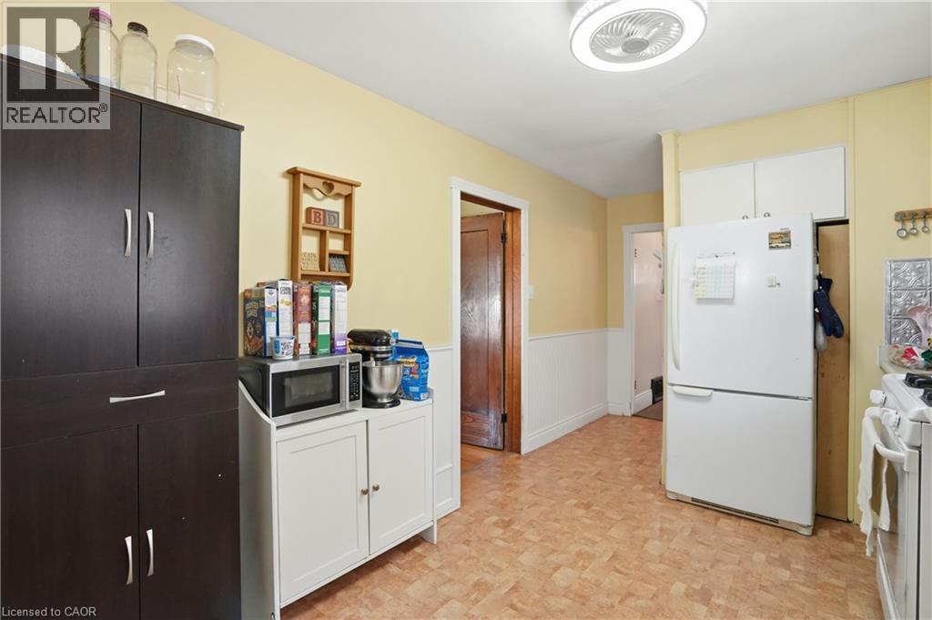 21 WEIR Street N, Hamilton, Ontario, L8H5E7 — Photo 17