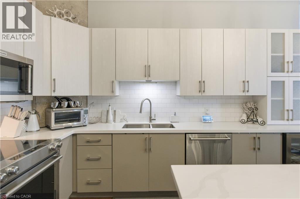 66 BAY Street S Unit# PH10, Hamilton, Ontario, L8P4Z6 — Photo 12