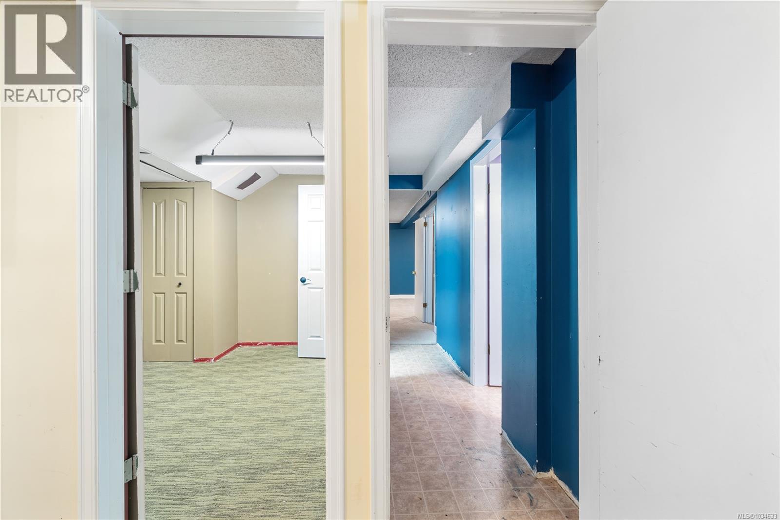 534 Nicol St - 48
