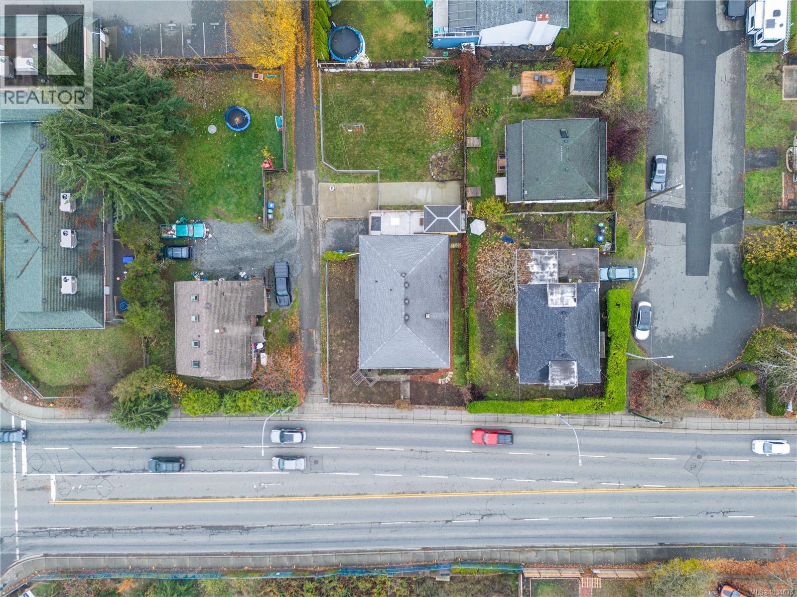 534 Nicol St - 60