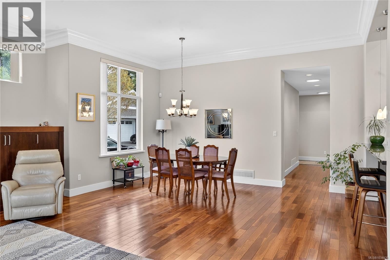 1415 Madeira Ave - 17