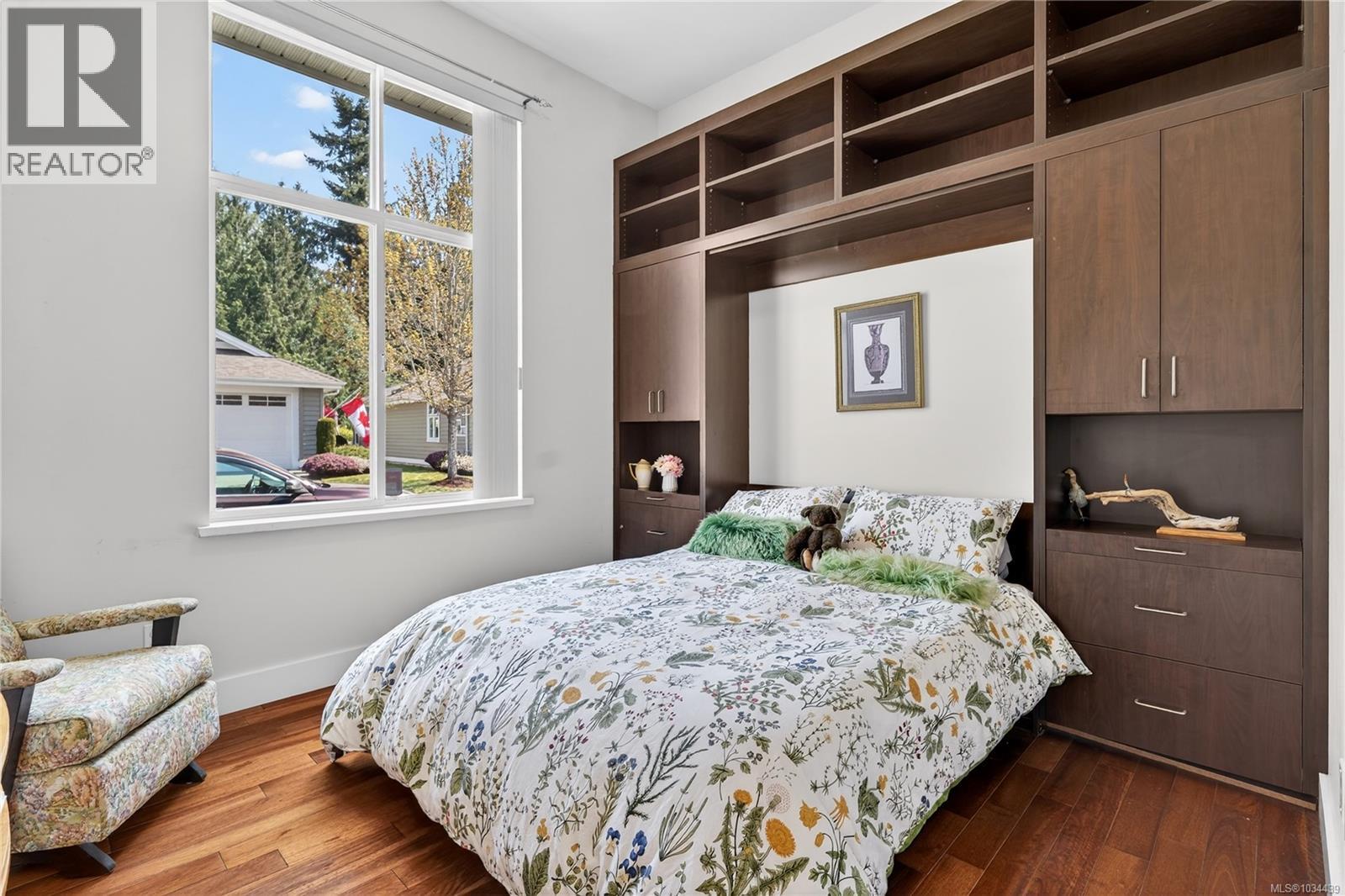 1415 Madeira Ave - 25