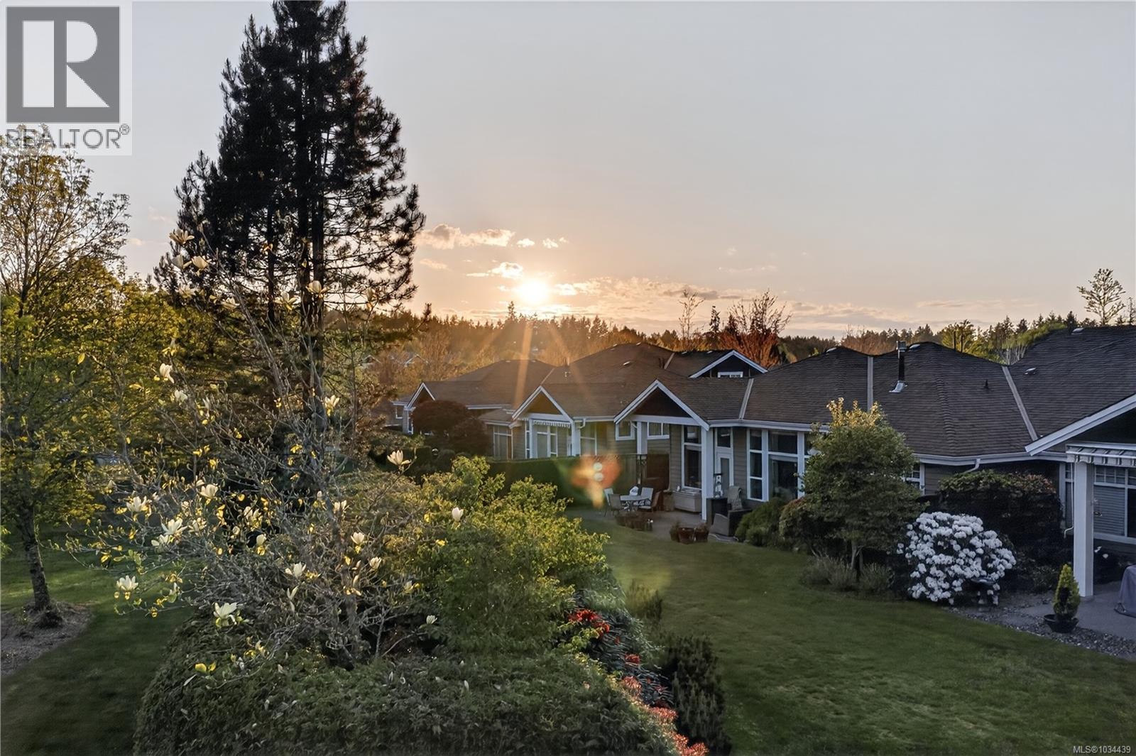 1415 Madeira Ave - 37