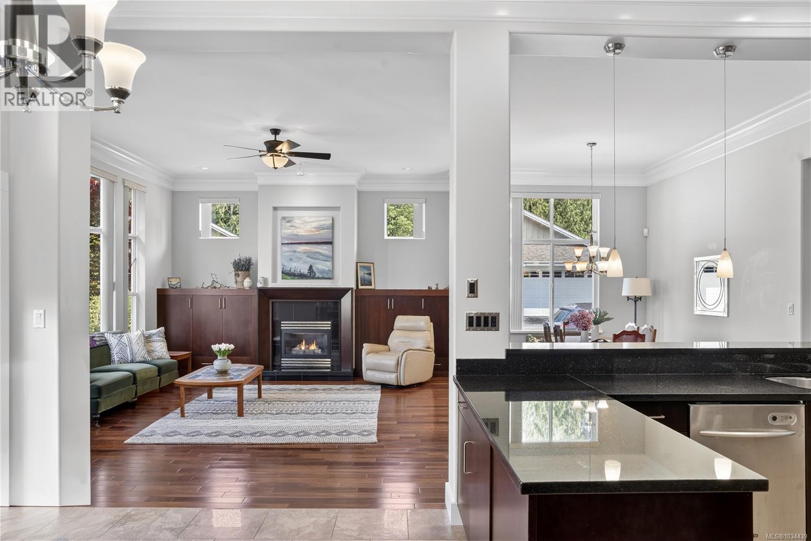 1415 Madeira Ave - 6