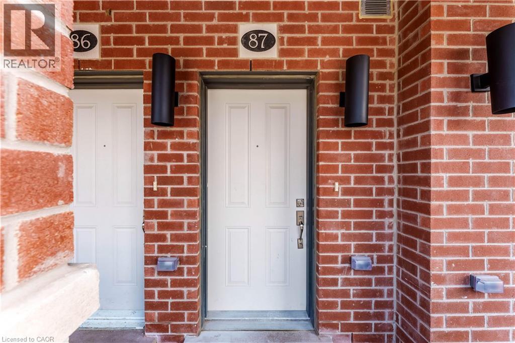 25 ISHERWOOD Avenue Unit# 87, Cambridge, Ontario, N1R0E2 — Photo 3