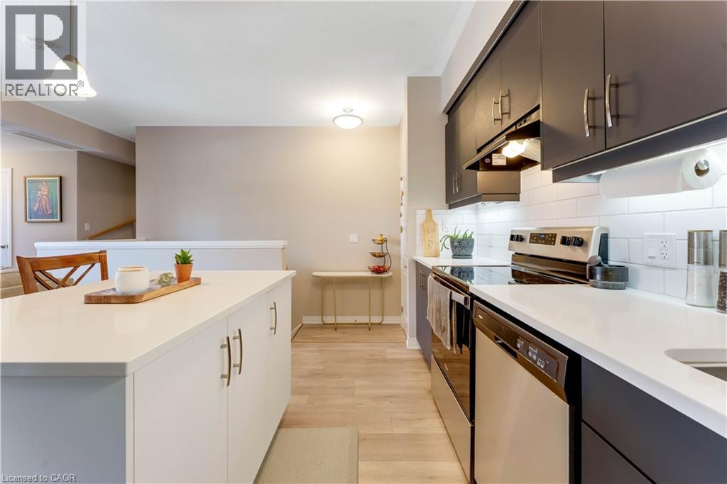 25 ISHERWOOD Avenue Unit# 87, Cambridge, Ontario, N1R0E2 — Photo 6