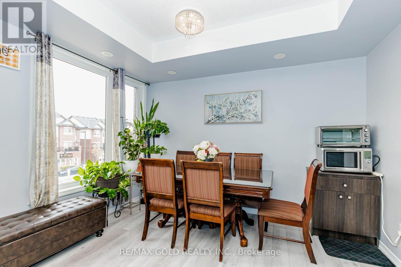 #217 50 SKY HARBOUR DRIVE - 23