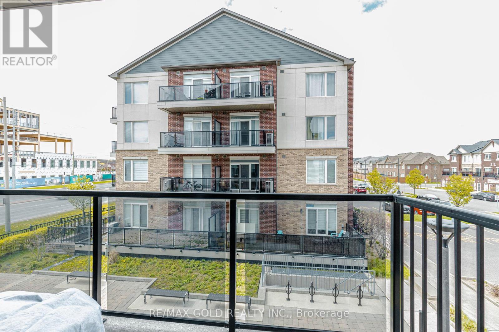 #217 50 SKY HARBOUR DRIVE - 30