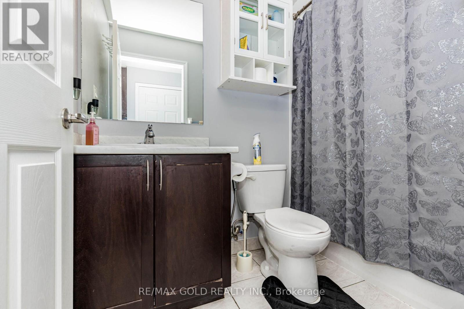 #217 50 SKY HARBOUR DRIVE - 37