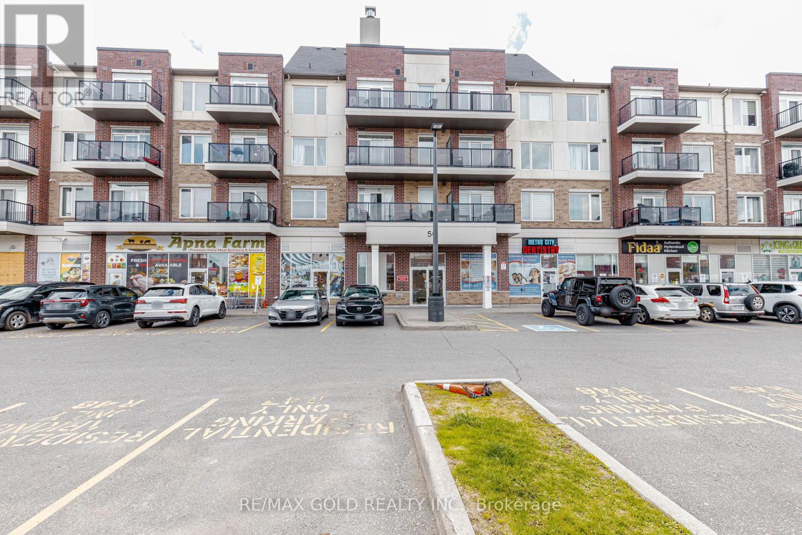 #217 50 SKY HARBOUR DRIVE - 6