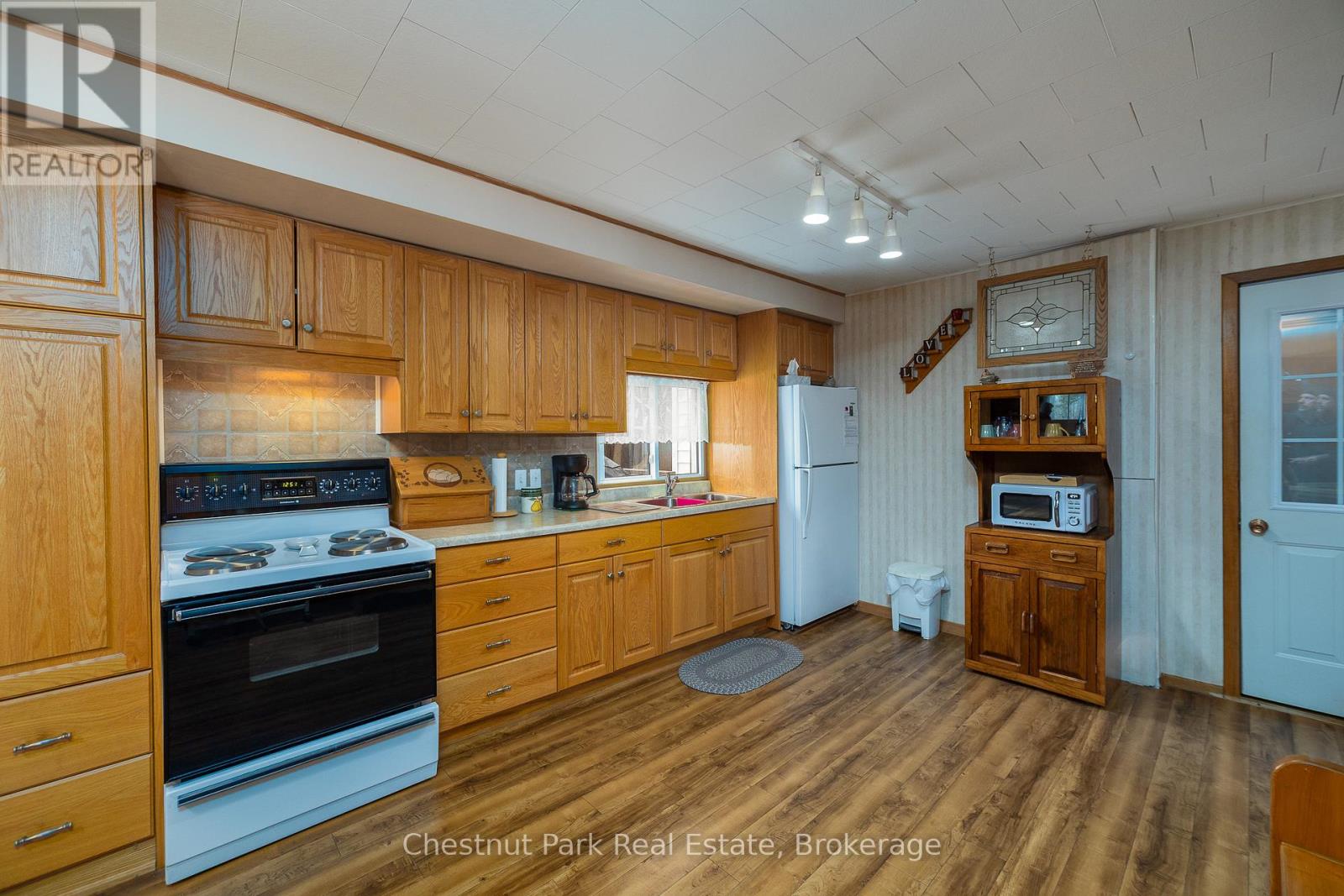 187 WARNER BAY ROAD - Image 11