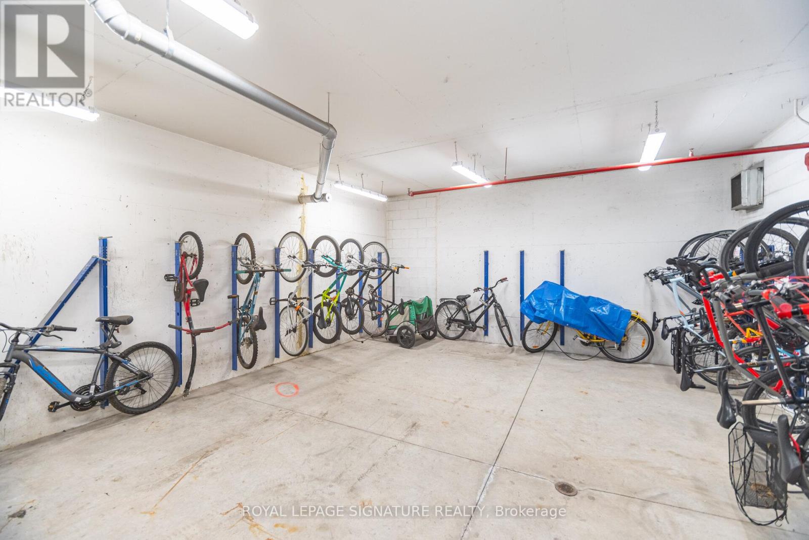 #162 8 FOUNDRY AVENUE - 30