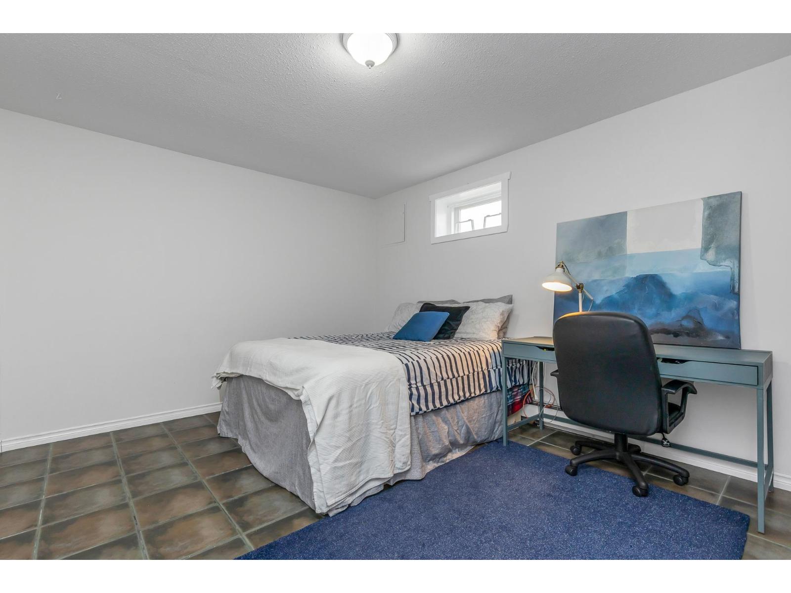 4 Bed, 2 Bath House for Sale in Mission – 7958 TAULBUT STREET, Mission - Image 18