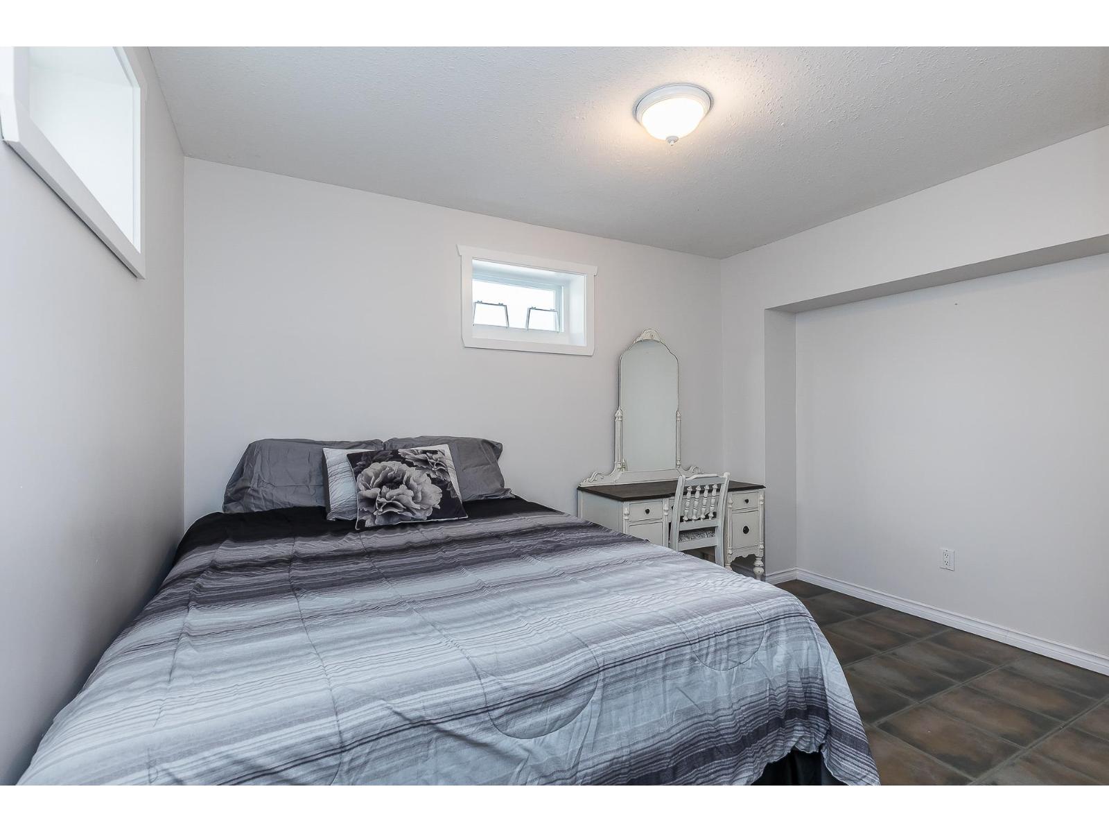4 Bed, 2 Bath House for Sale in Mission – 7958 TAULBUT STREET, Mission - Image 27