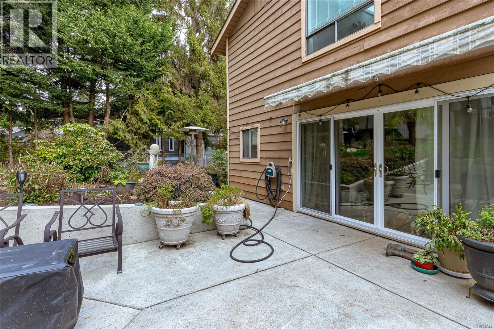  7318 Veyaness Road, Central Saanich