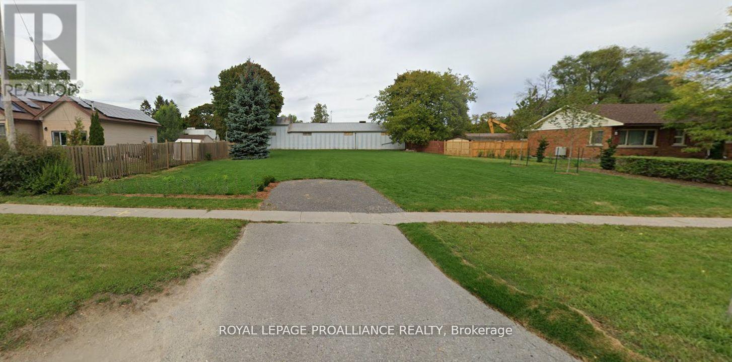 81 TORONTO ROAD, Port Hope — photo 3