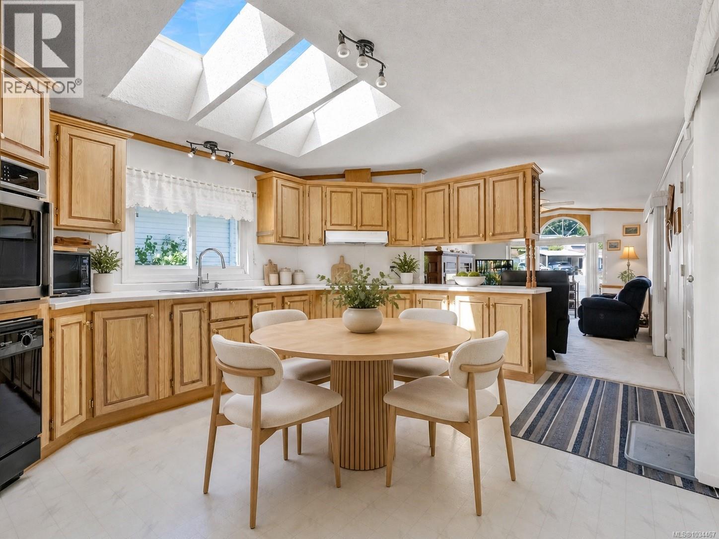 1010 Collier Pl - Image 3