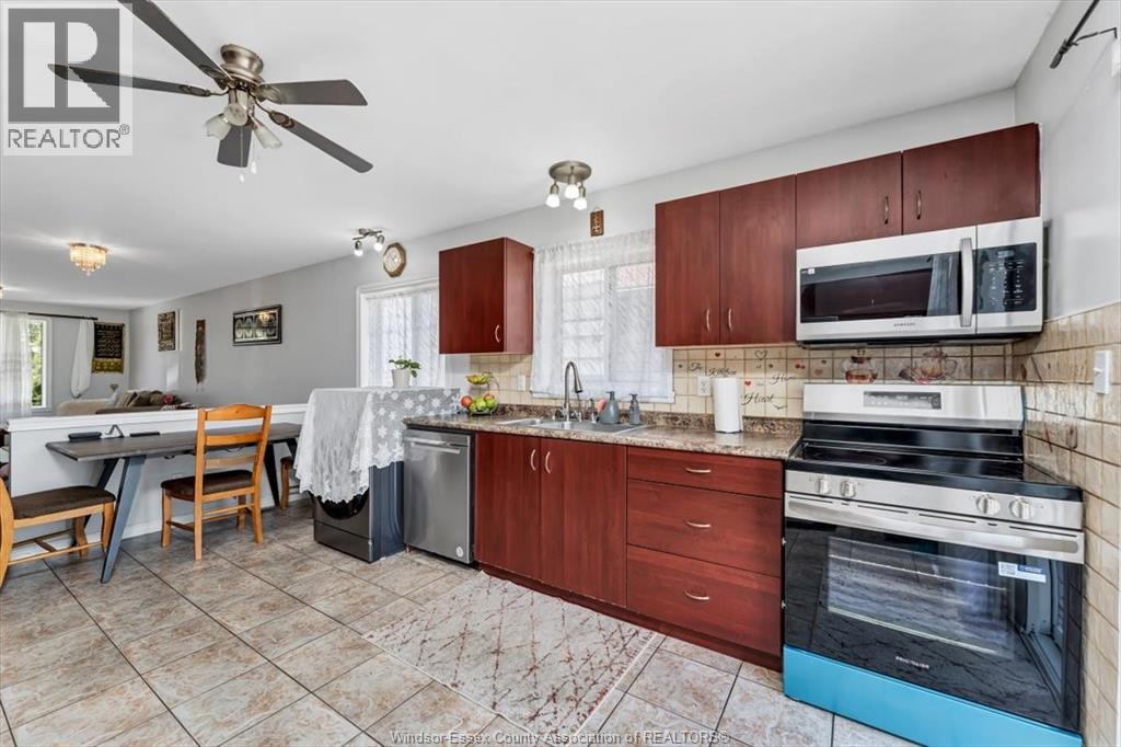 2558 GATWICK, Windsor, Ontario, N8P1Y8 — Photo 17