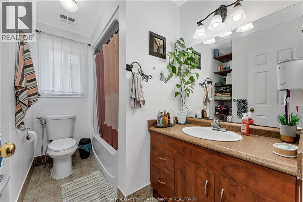 2558 GATWICK, Windsor, Ontario, N8P1Y8 — Photo 22