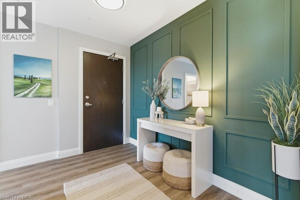 332 GOSLING Gardens Unit# 805, Guelph, Ontario, N1H3A1 — Photo 2