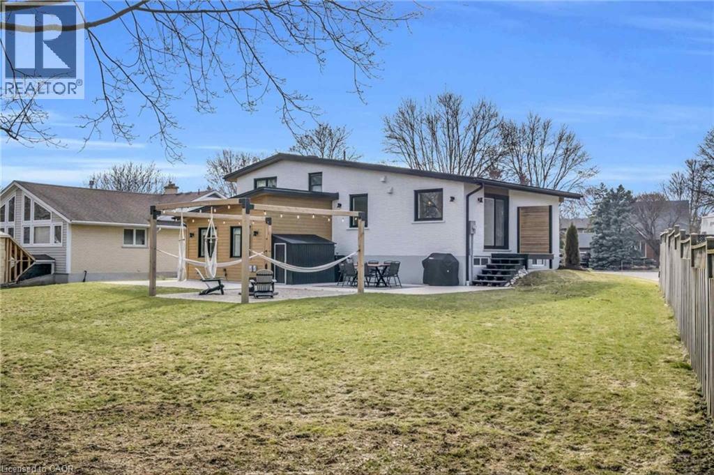 17 BLUEBIRD Place, Elmira, Ontario, N3B1W7 — Photo 43